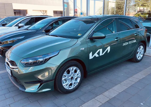 kia gliwice Kia Ceed cena 109900 przebieg: 8000, rok produkcji 2024 z Gliwice